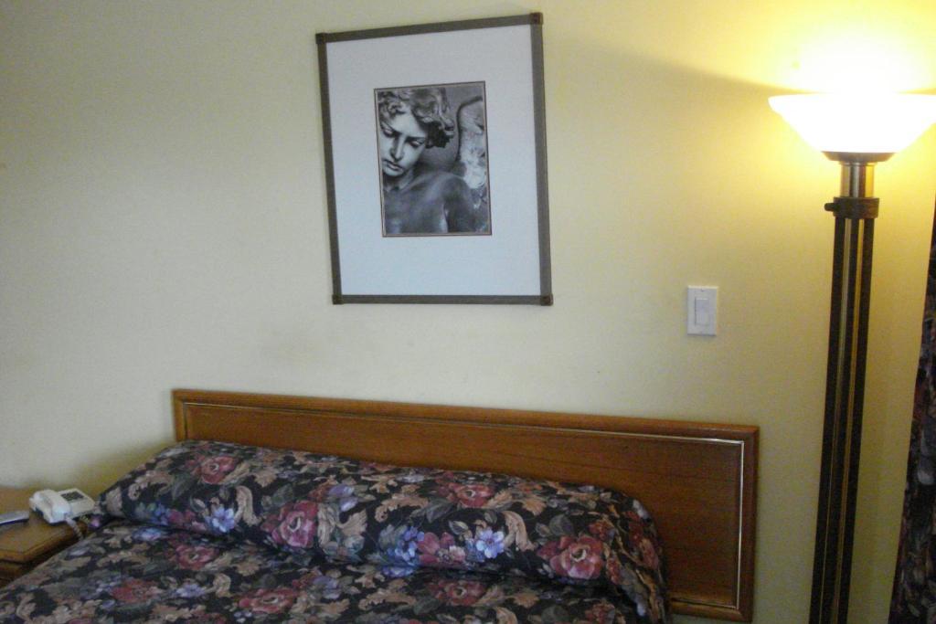 Eastcourt London Motel Δωμάτιο φωτογραφία